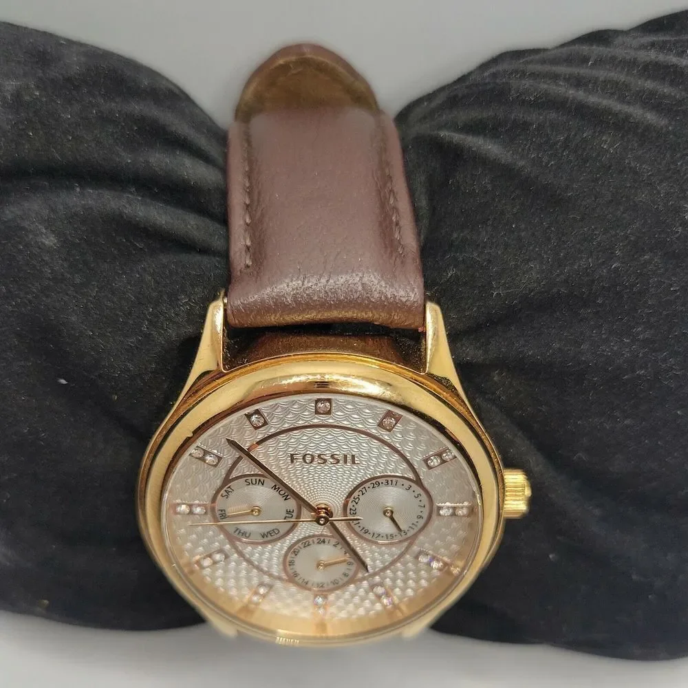 Fossil Modern Sophisticate BQ1567 Women's Brown Leather Analog Dial Watch DE403